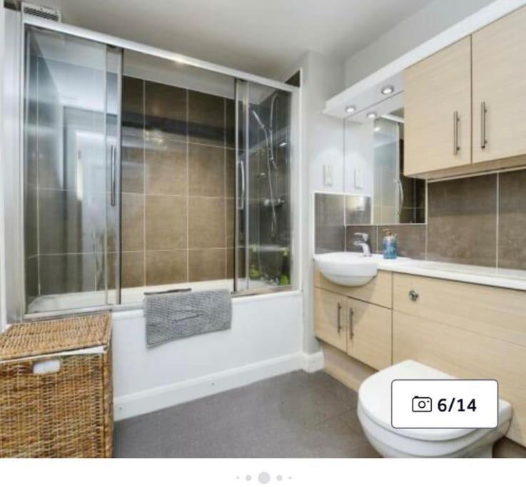 Modern Edinburgh Apartment 2 Bedrooms & Two Bathrooms Екстер'єр фото