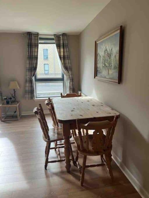 Modern Edinburgh Apartment 2 Bedrooms & Two Bathrooms Екстер'єр фото